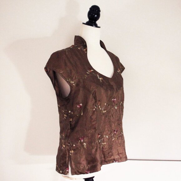 Brown Silk Cap Sleeve Floral Embroidered  Crinkle Top, Size L - Picture 2 of 9